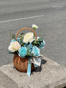 Teleflora's Secret Garden Basket #PL8TA • Canada Flowers